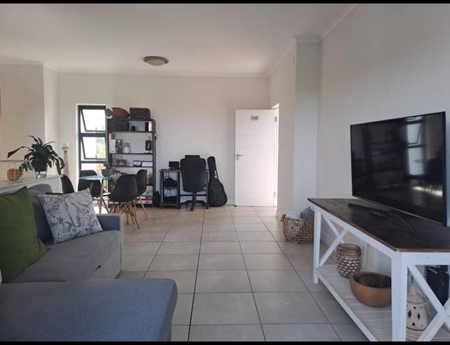 2 BEDROOM PROPERTY TO RENT IN BALLITO